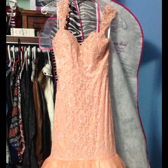 Prom dress - Picture 3 of 4