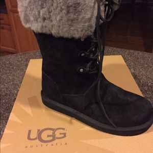 Women's UGG BOOTS size 9  Never worn
