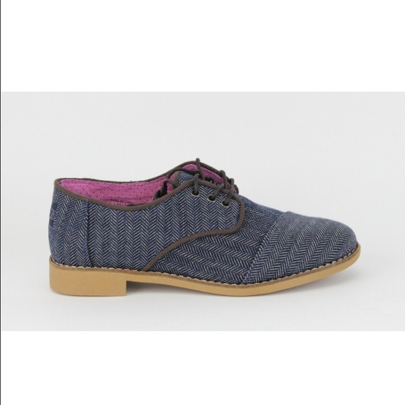 TOMS Shoes - Make me an offer!!!TOMS Women's Denim Harringbone