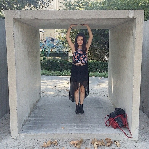 Meet your Posher, Byanca - Picture 2 of 4