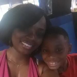 Meet your Posher, Akelia