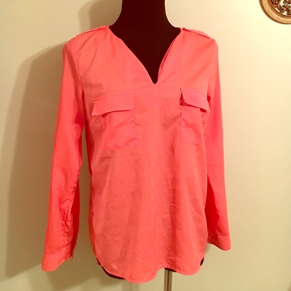 Montana Tops - EUC coral long sleeve semi sheer Montana top small