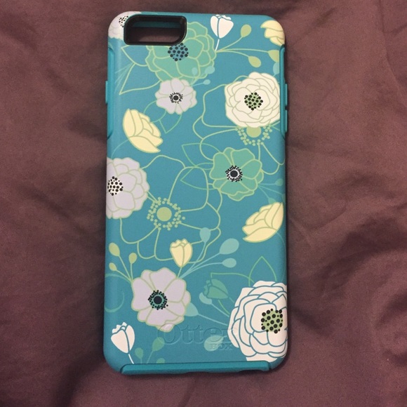 Nwot iPhone 6 Plus otter box