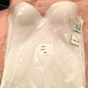 Felina white bustier corset bra 32C - brand new