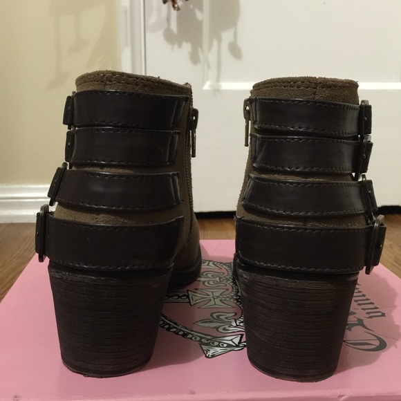 🚫 SOLD 🚫 - Picture 2 of 3