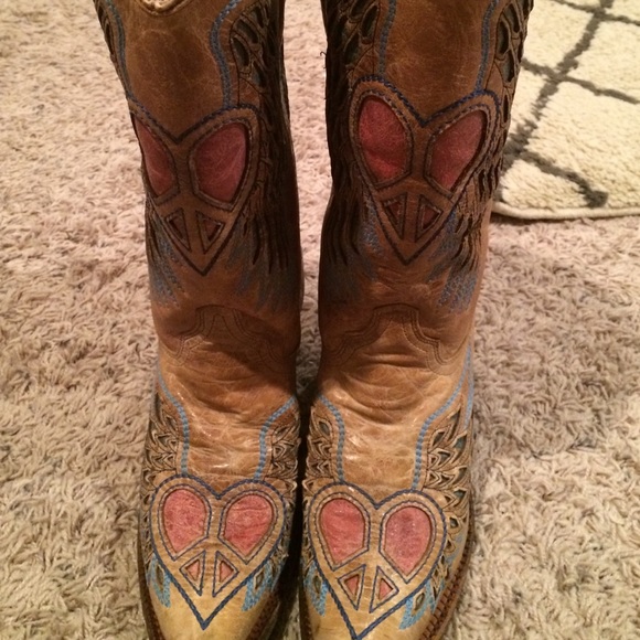 SOLD!!! CORRAL WESTERN BOOTS!🎀 - Picture 2 of 4