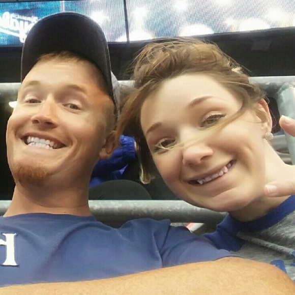 Meet your Posher, Courtney - Picture 3 of 3