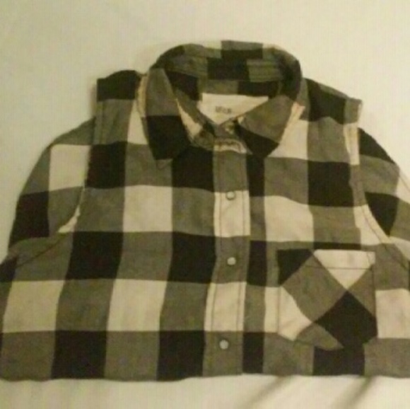 Button down boyfriend flannel tank