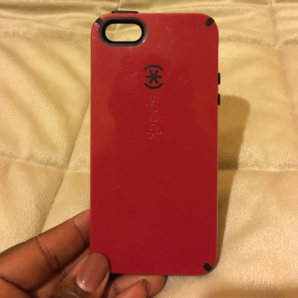 Red and black iPhone 5s case - Picture 1 of 3