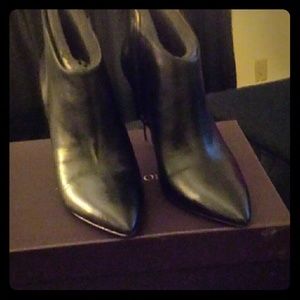 Enzo angiolini ankle boots