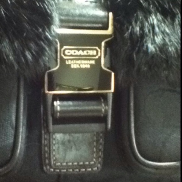 COACH FUR SIGNATURE SKI SATCHEL - Picture 1 of 8