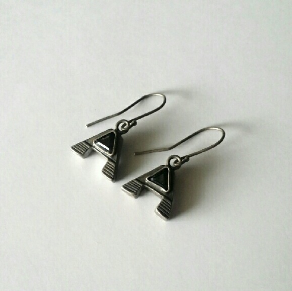 Vintage Scottish Victorian Onyx A Earrings - Picture 3 of 10