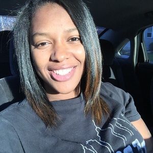 Meet your Posher, Briana