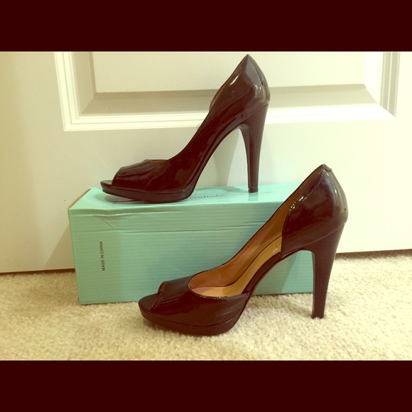 Nine West Black Peep Toe Heels - Picture 1 of 3