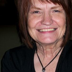 Meet your Posher, Denise