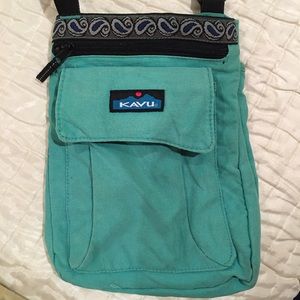 Kavu over the shoulder bag