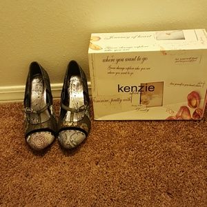 Dainty shoes
