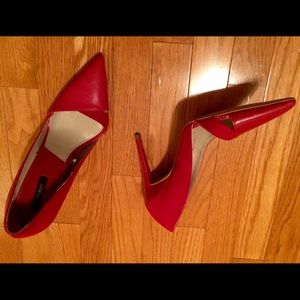 Zara basic red stiletto