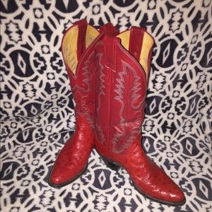 Women's red cowboy boots