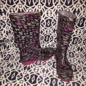 Women's rain boots