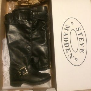 Steve Madden "Barton" boots
