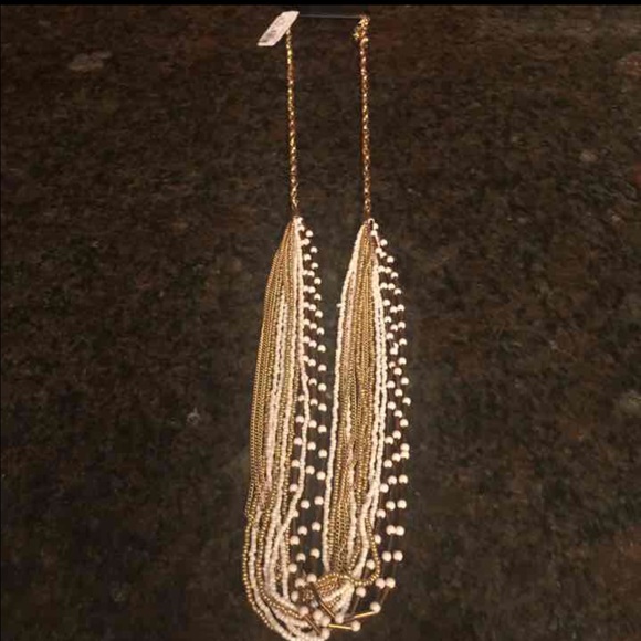 New York and Company Necklace NWT