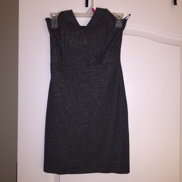 Gray Sparkly Cocktail Dress - Picture 3 of 4