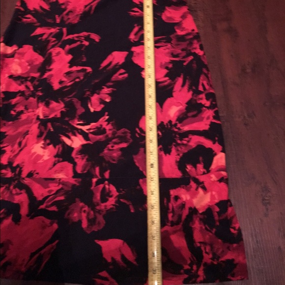 Elegant Red Rose Dress π - Picture 4 of 4