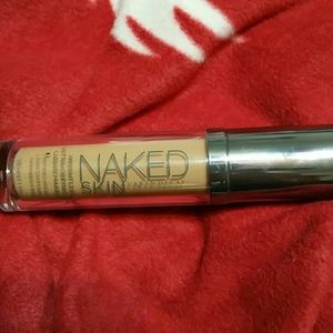 Urban Decay Naked Skin foundation