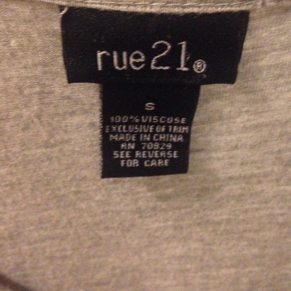 Too small. - Picture 2 of 3