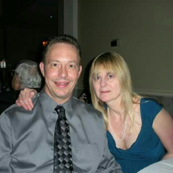 Meet your Posher, Britt - Picture 3 of 4