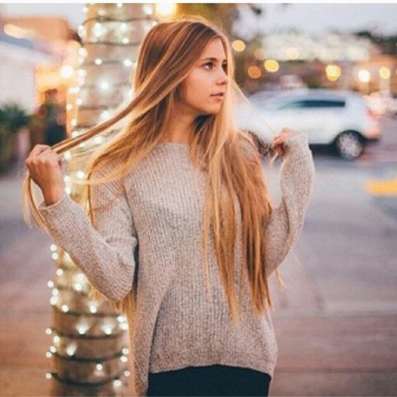 SOLD!  sweater - Picture 3 of 4