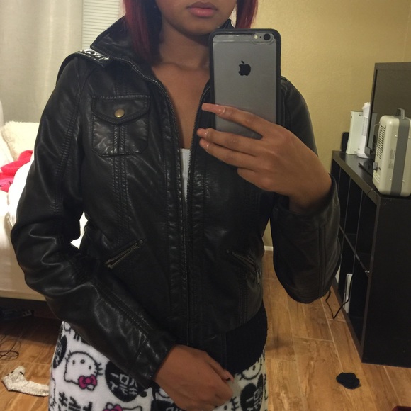 Faux Leather Jacket FINAL SALE - Picture 4 of 4