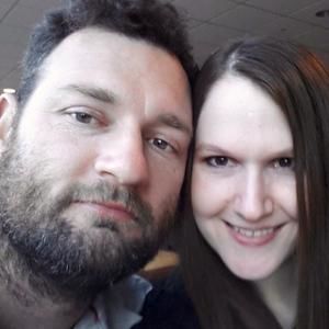 Meet your Posher, Connie