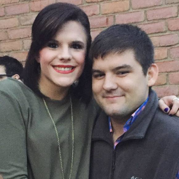 Meet your Posher, Caley