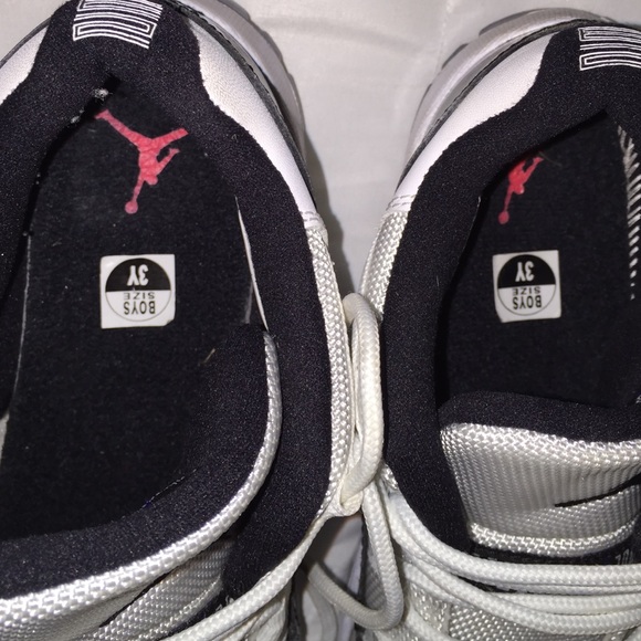 SOLD - Picture 3 of 4