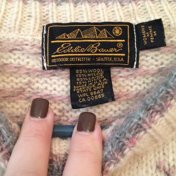 Eddie Bauer Holiday Sweater - Picture 2 of 3