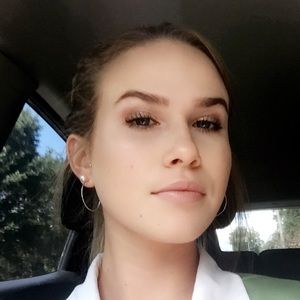 Meet your Posher, Brianna