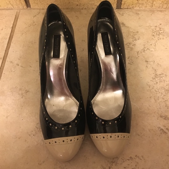 White House/Black Market pumps