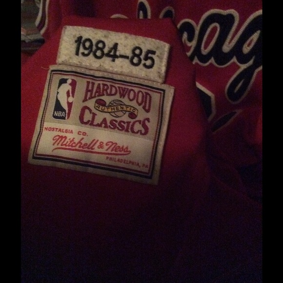 Michael Jordan throwback Bulls jersey Make offer - Picture 4 of 4