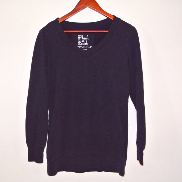Victoria's Secret Black Tunic V-neck Sweater - M