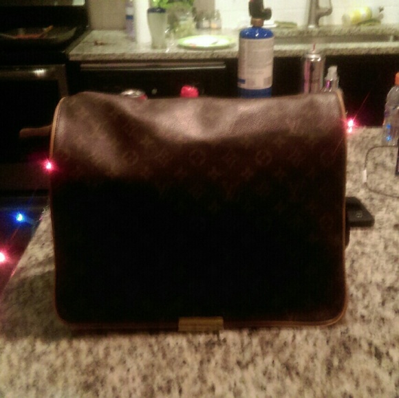 Authentic Mens Laptop Bag by Louis Vuitton - Picture 4 of 4