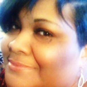 Meet your Posher, Cecila