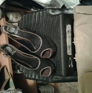 Vince Camuto heels sz 7