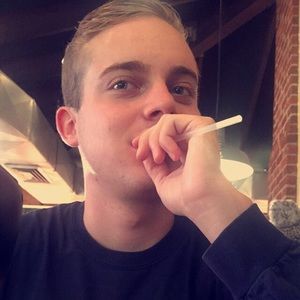 Meet your Posher, Marshall