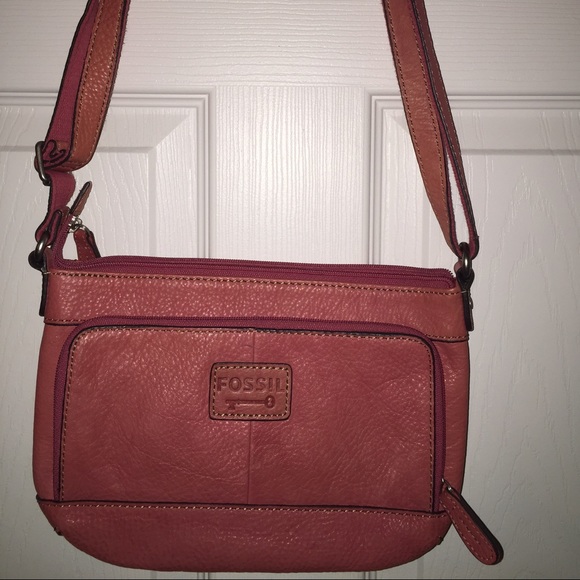 Dark pink fossil bag