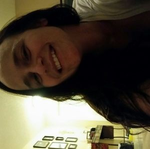 Meet your Posher, Gail