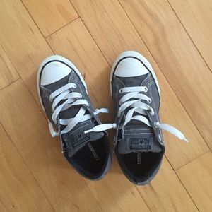 Grey women's converse sneakers - US 3.5 (6)