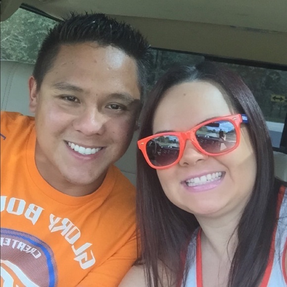 Meet your Posher, Lauren - Picture 1 of 1