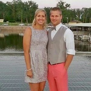 Meet your Posher, Elise